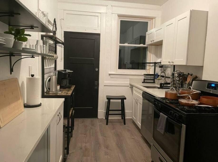 Apartament Lovely 2Br W Office Space - King Bed & Alexa Pittsburgh Zewnętrze zdjęcie