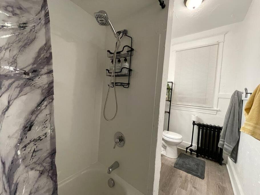 Apartament Lovely 2Br W Office Space - King Bed & Alexa Pittsburgh Zewnętrze zdjęcie
