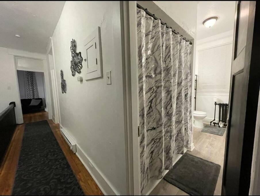 Apartament Lovely 2Br W Office Space - King Bed & Alexa Pittsburgh Zewnętrze zdjęcie